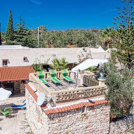 Δωμάτια σε οικογενειακή κατοικία A Casa Di Amici Torre Pali